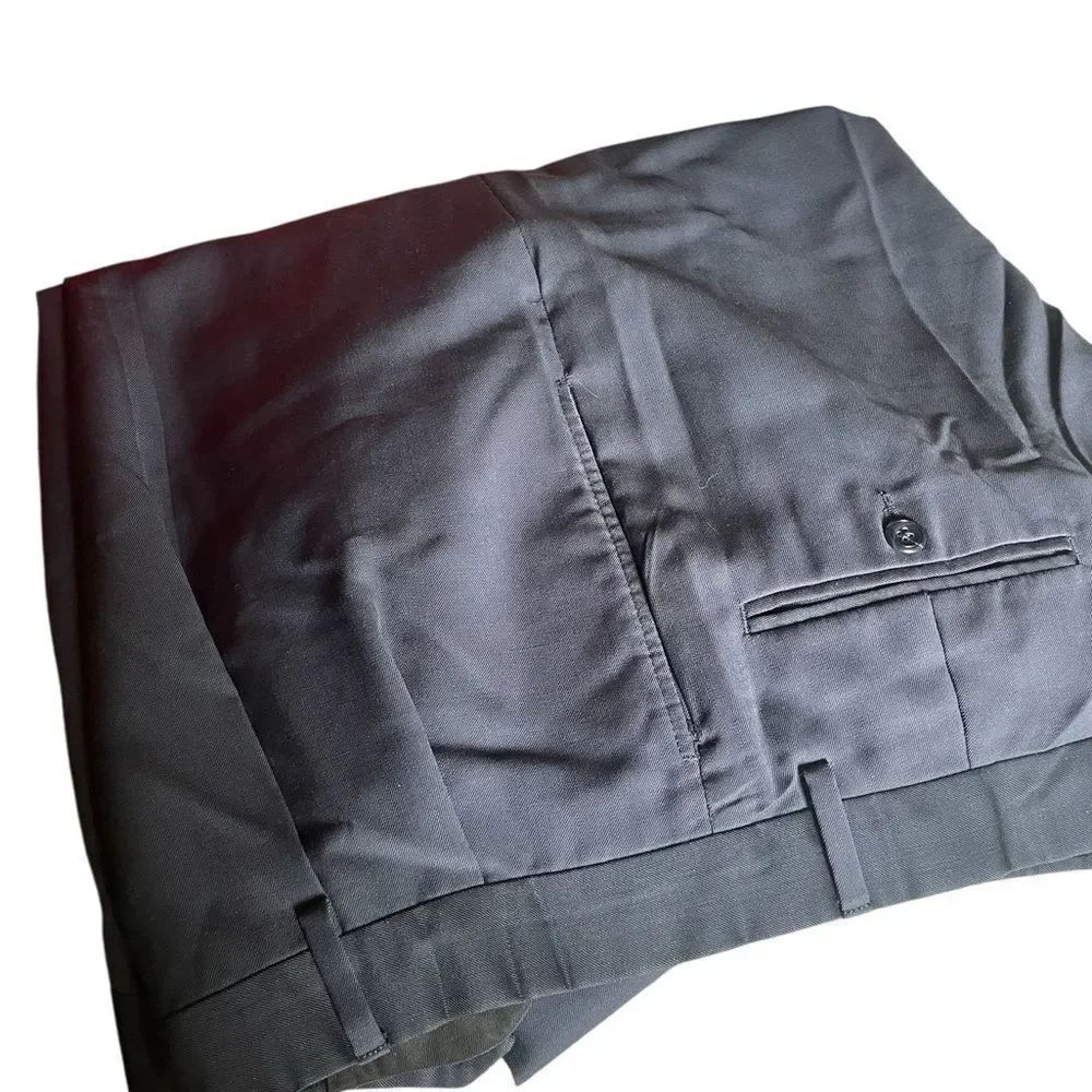 Jos A Banks Classic navy Trousers pleats cuffs excellent condition size 42